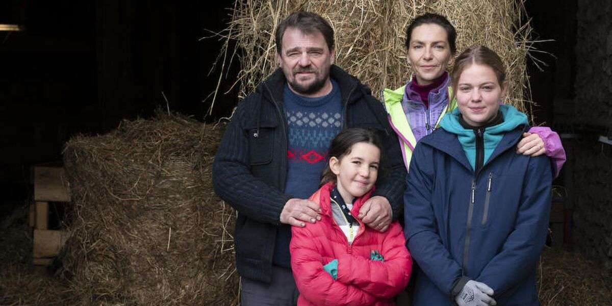 Thierry Godard Emmanuelle Bach Et Son Mari
